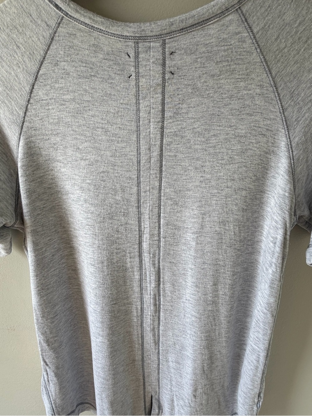 Lou & Grey Gray Tee | Raglan Short Sleeve | Soft Knit | Side Slit Hem | Size S - Picture 7 of 9